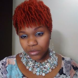 Meet your Posher, Lovely leo